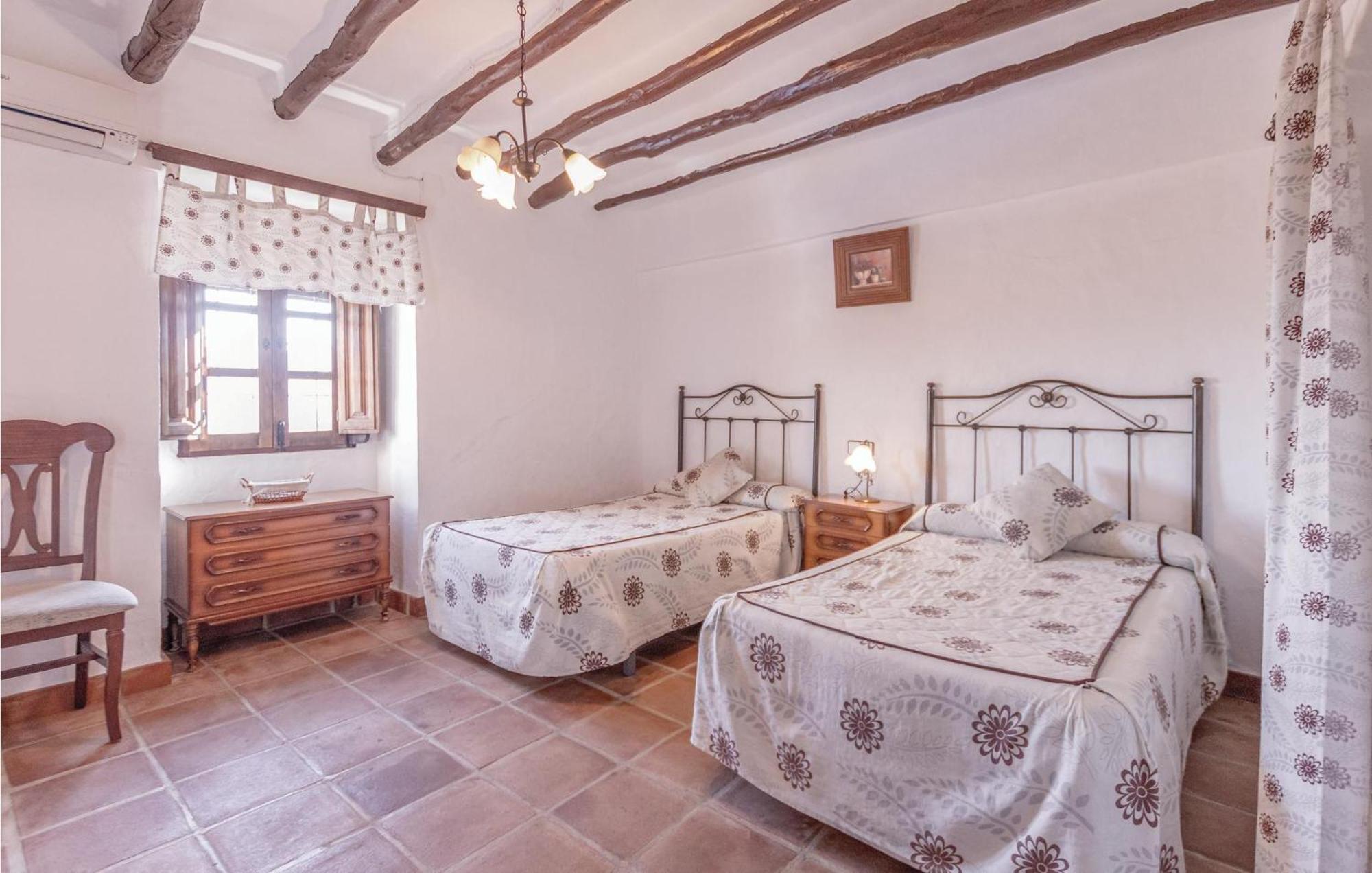 8 Bedroom Lovely Home In Iznájar エクステリア 写真