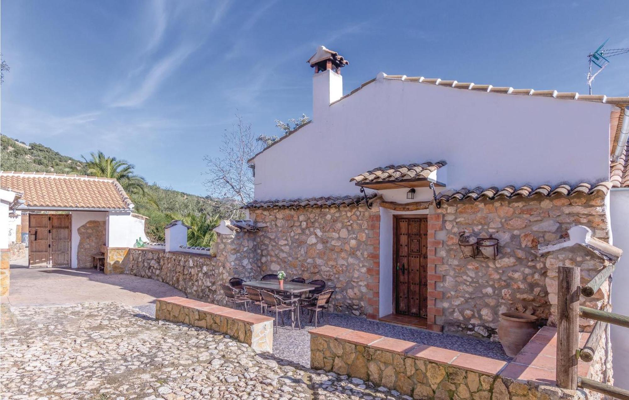 8 Bedroom Lovely Home In Iznájar エクステリア 写真